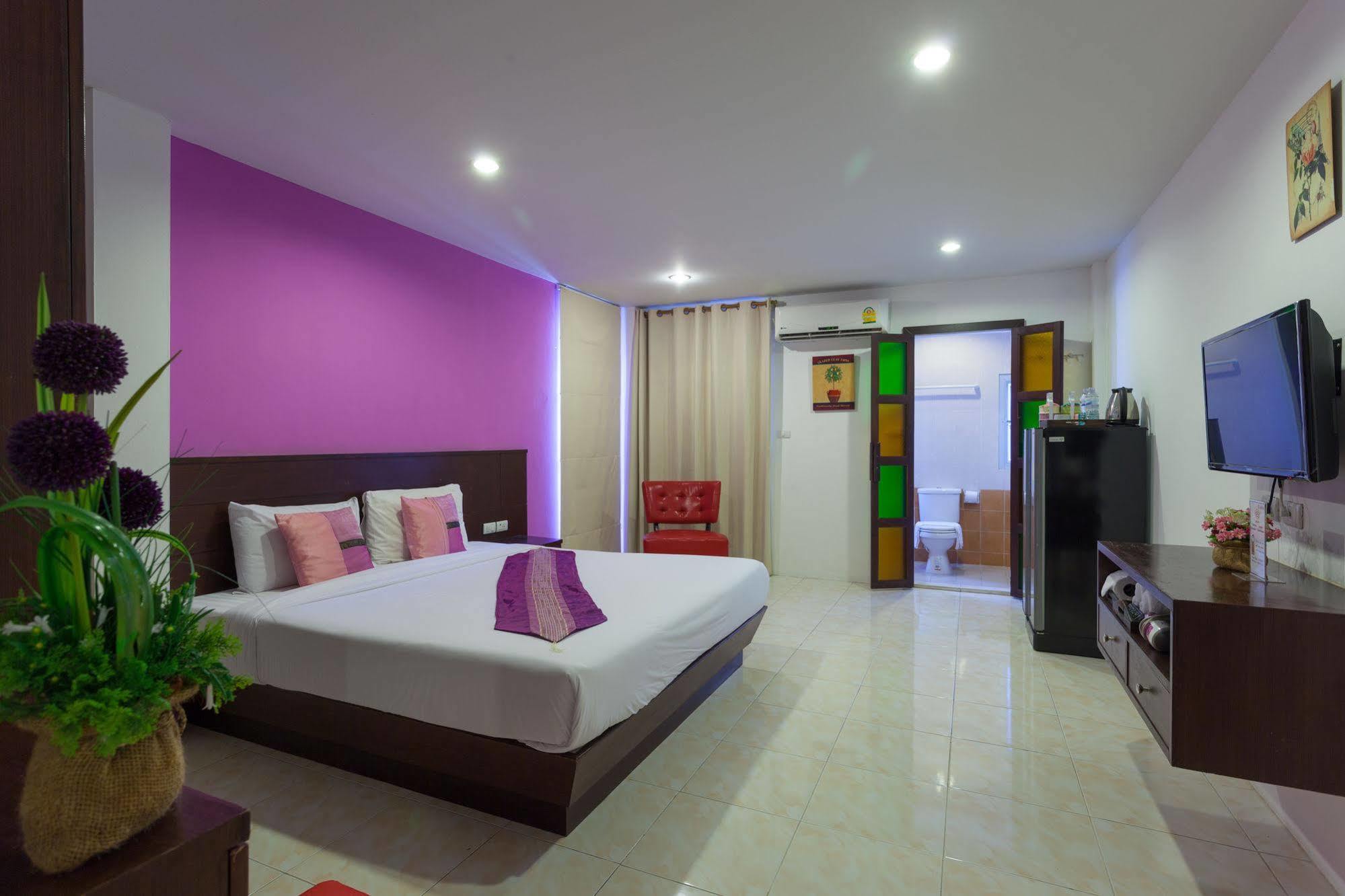 Islanda Boutique Hotel Patong Dış mekan fotoğraf