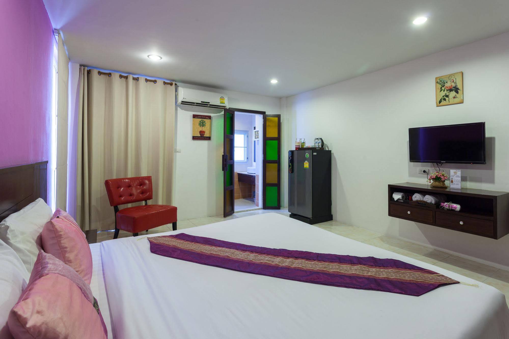 Islanda Boutique Hotel Patong Dış mekan fotoğraf