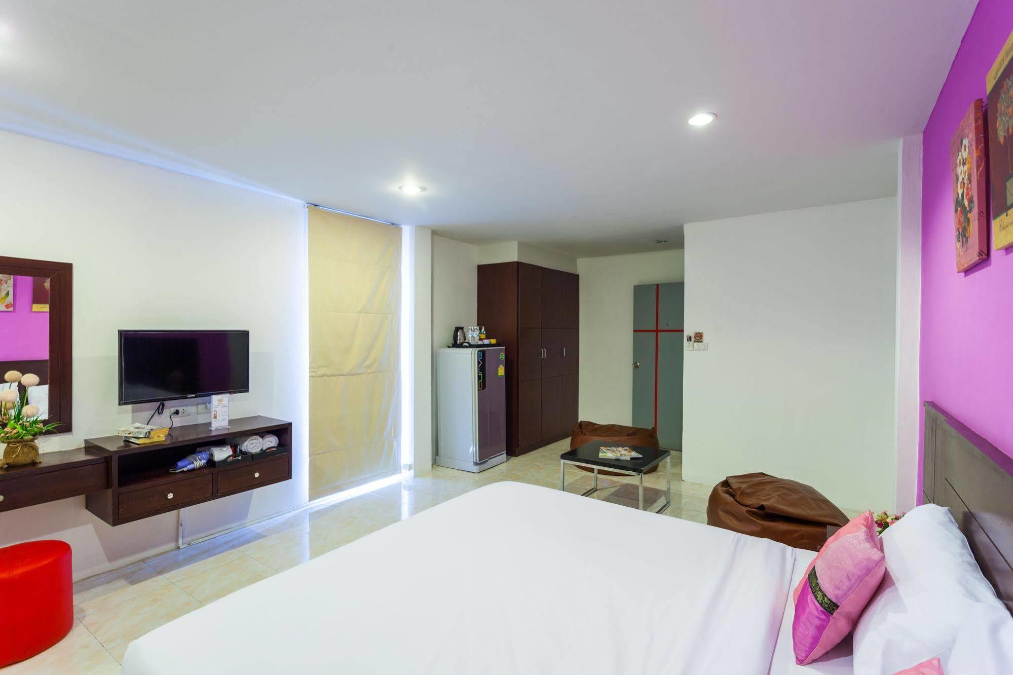 Islanda Boutique Hotel Patong Dış mekan fotoğraf