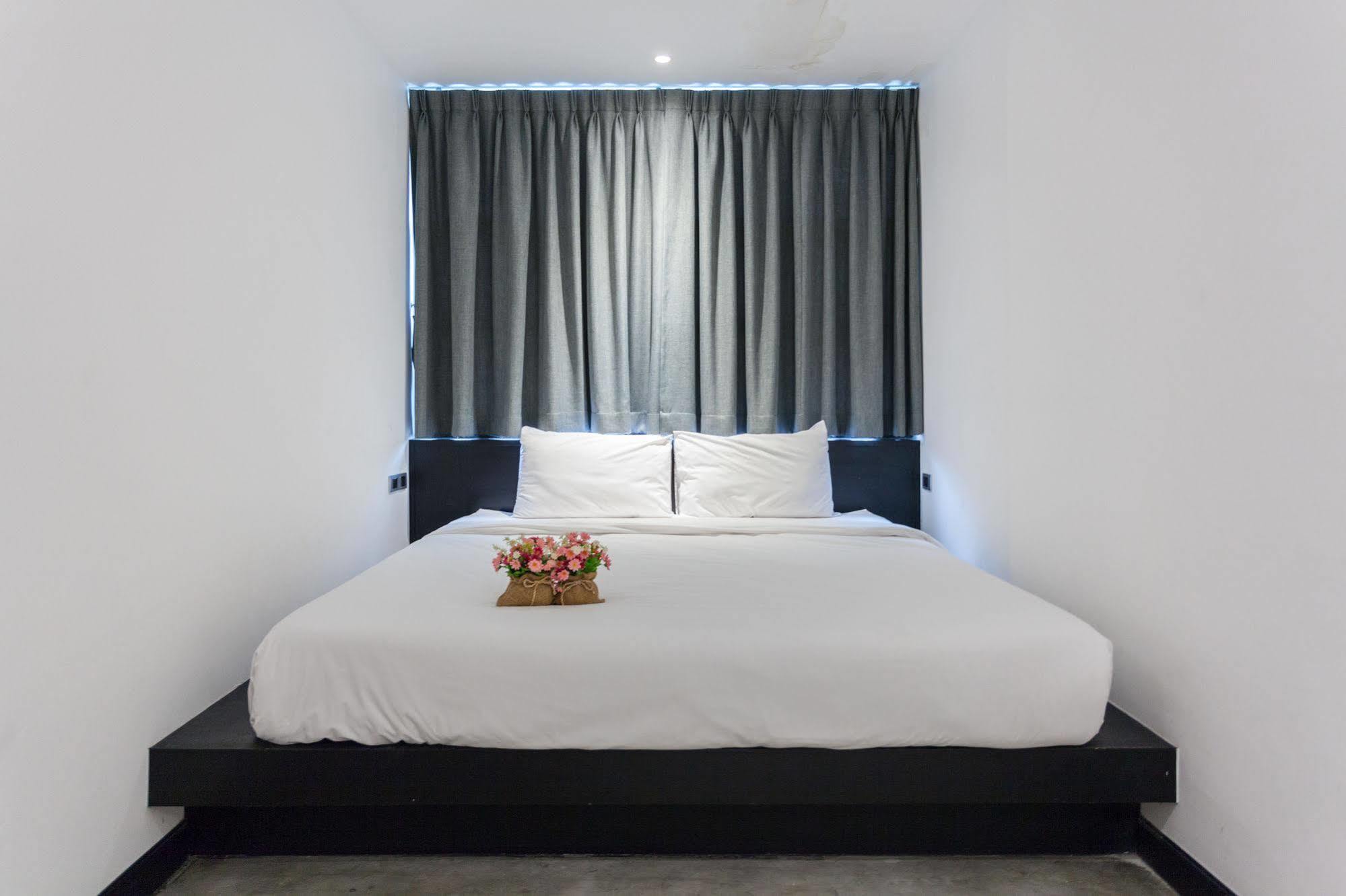 Islanda Boutique Hotel Patong Dış mekan fotoğraf